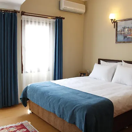 Utopia Hotel 5*