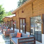 فندق Utopia 5*