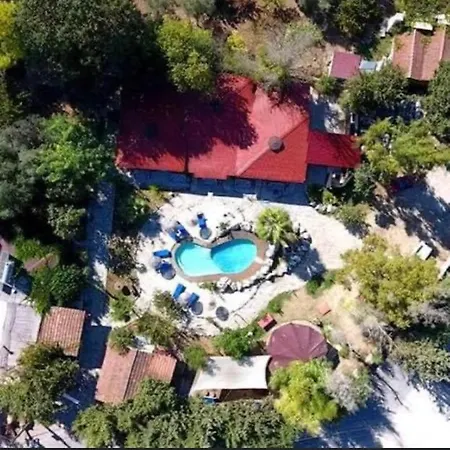 Utopia Ξενοδοχείο